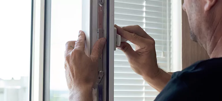 Custom Hopper Windows in Broadway - Assiniboine, Ontario