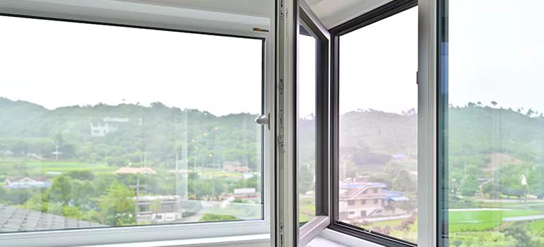 Large Triple Pane Windows in Tuxedo, ON