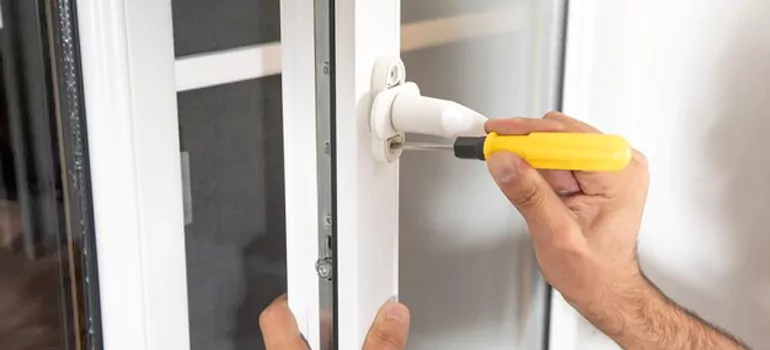 Casement Window Handle Replacement in Maple Grove Park, ON
